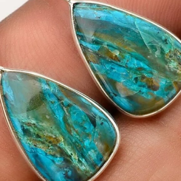 Peruvian blue opal With blue topaz silver earrings - Picture 4 of 4